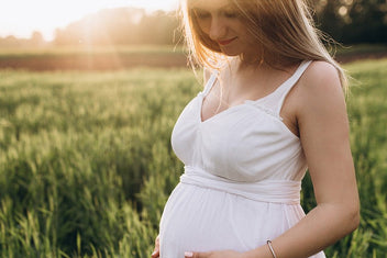 Huge Pregnant Titties: Early Pregnancy Symptoms | Conceive Plus®